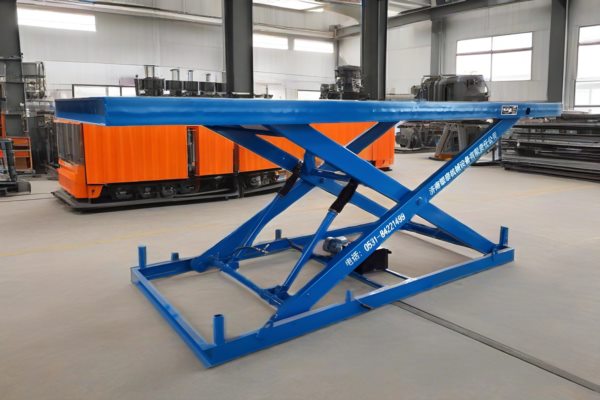 室内液压升降机百科_解决高层货物搬运难题的高效方案