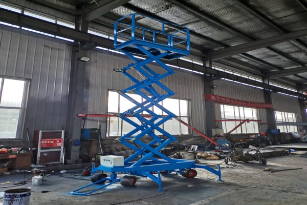 高空作业效率低?移动液压升降机让搬运提速50%！