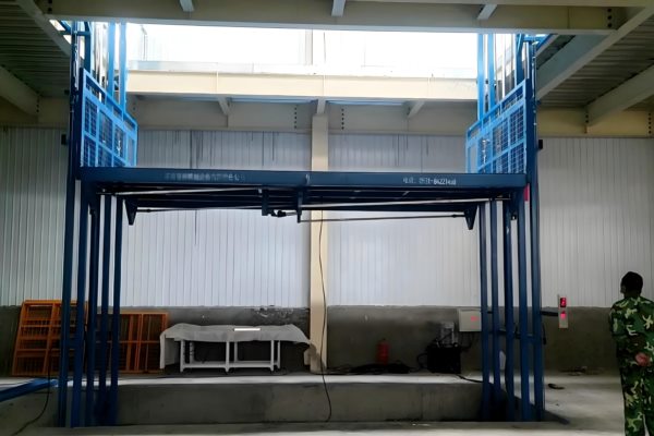 多场景垂直运输